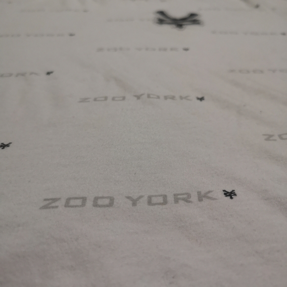 3/$30    ZOO YORK Shirt - Picture 4 of 11